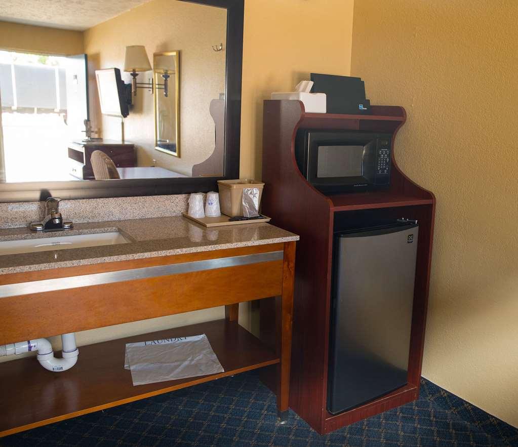 Americas Best Value Inn - Monroeville Cameră foto