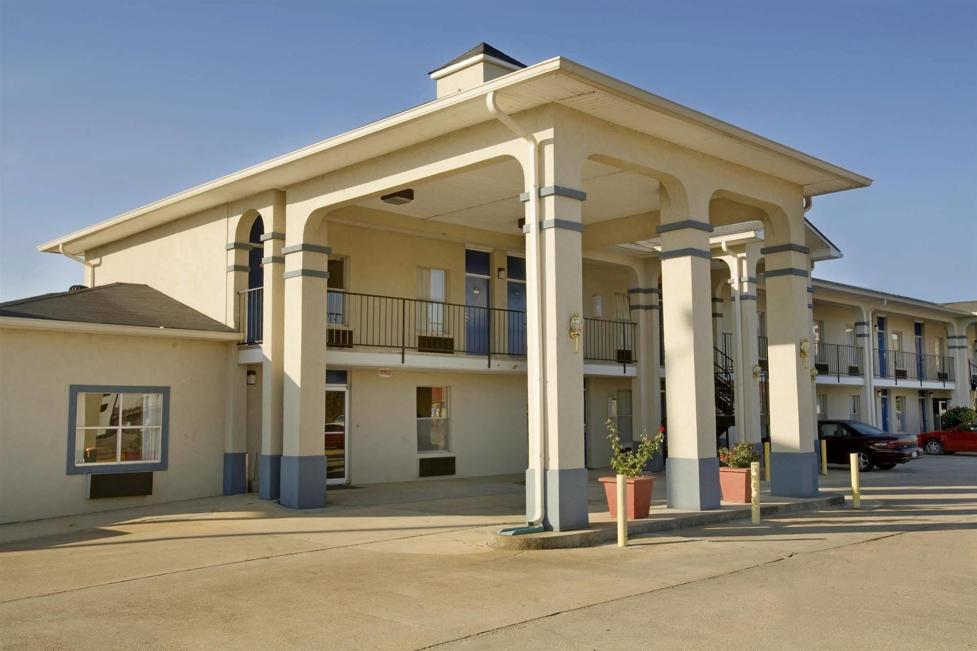 Americas Best Value Inn - Monroeville Exterior foto